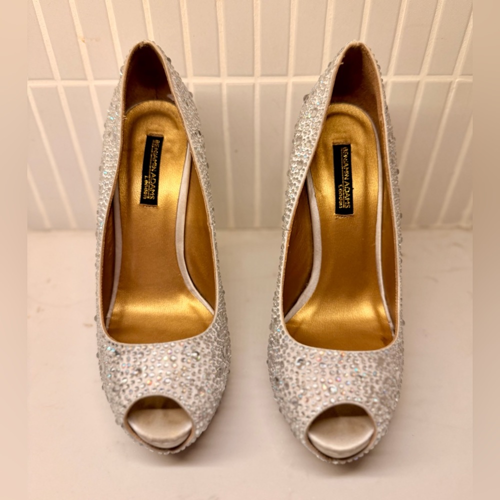 Benjamin Adam's Cali Swarovski Crystal Encrusted Peep-toe Wedding Wedges. Sz 8.5 - Picture 3 of 9